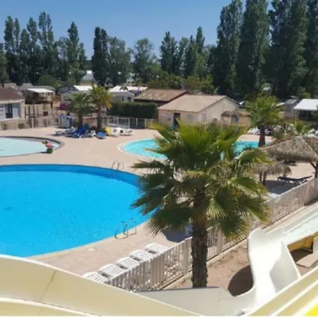 Mobilhome 2 Ch Dans Impasse Es02 Campsite